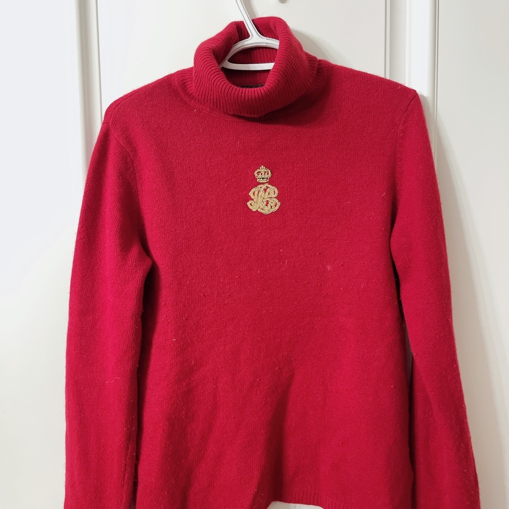 Sweater - Picture 1 of 3